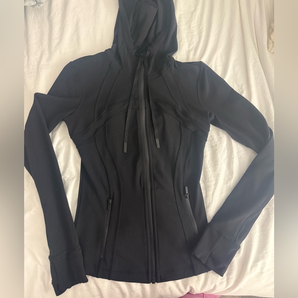 Women’s lululemon define Nulu hooded jacket 4